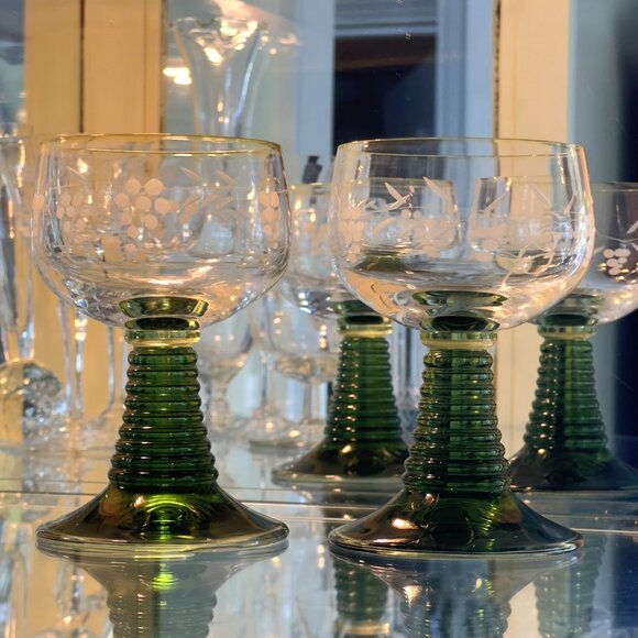 Roemer Vintage Beehive Green Stem Glasses Set of 2 Etched Grapevine Barware 4 oz - Picture 6 of 10